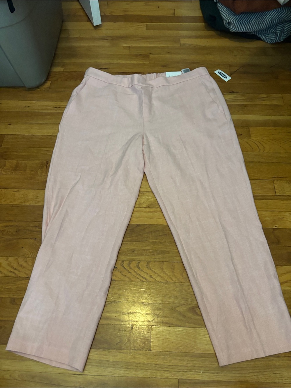 Old Navy Light Pink Cropped Trousers